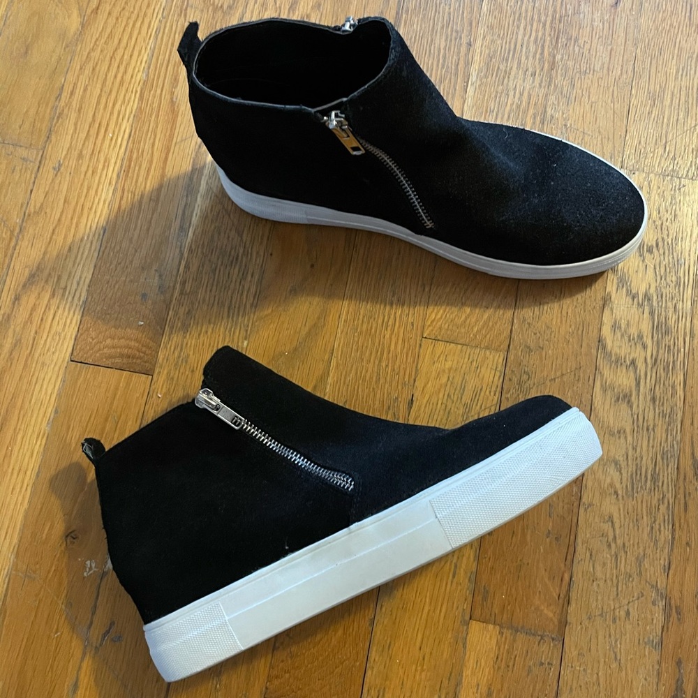 Steve Madden black shoes